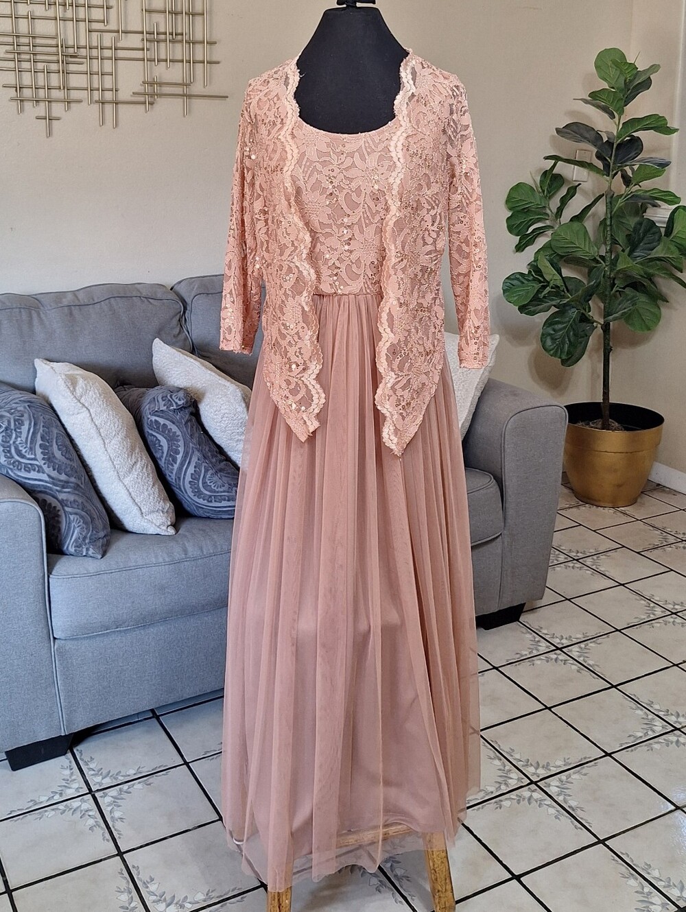 Women's Formal Mother Of The Bride Pink Lace Maxi Dress with Matching Cardigan